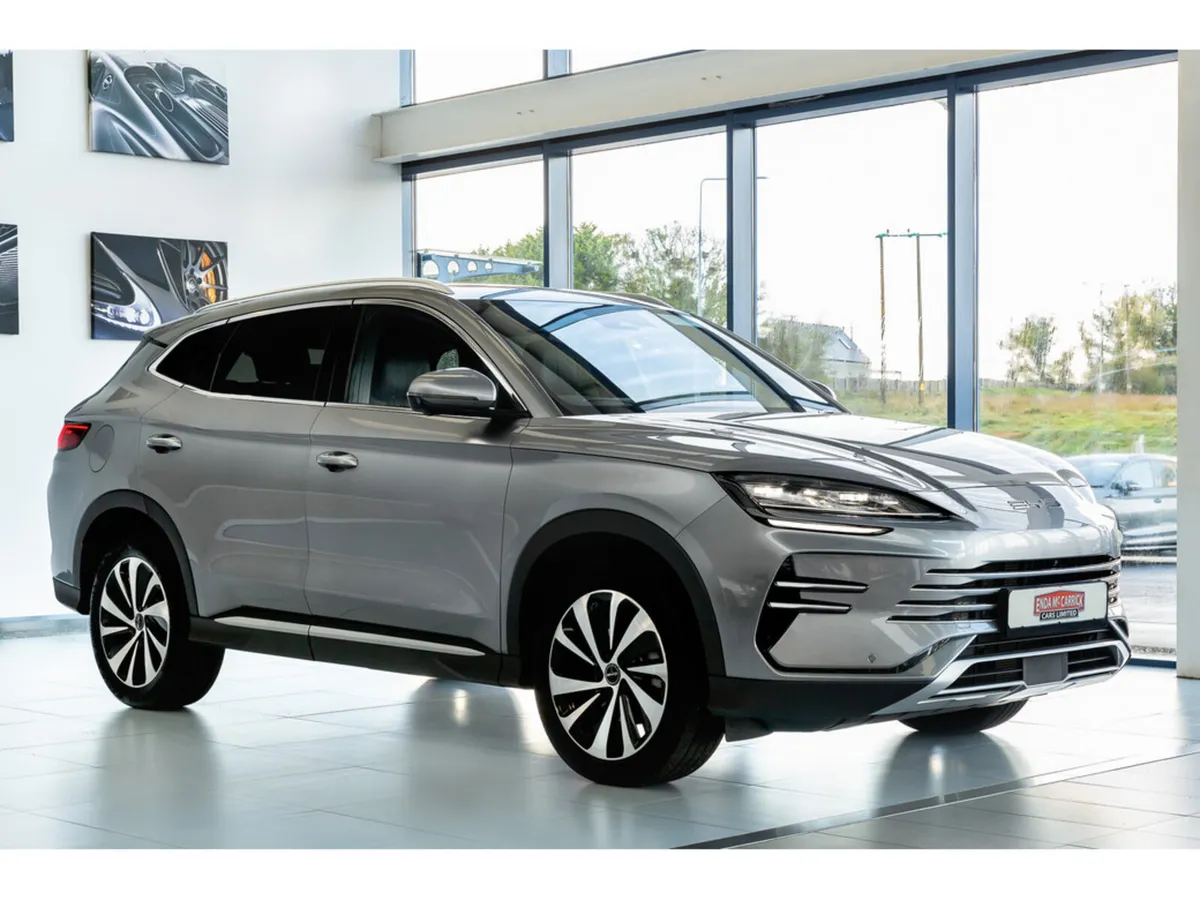 BYD SEAL U Hatchback, Petrol Plug-in Hybrid, 2025, Grey