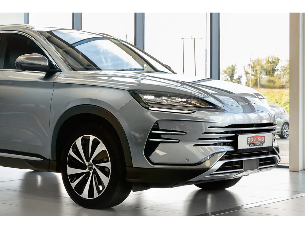 BYD SEAL U Hatchback, Petrol Plug-in Hybrid, 2025, Grey