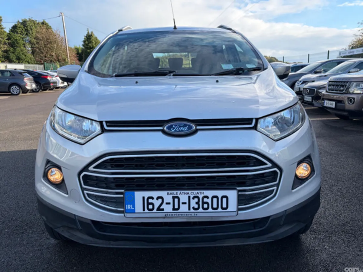 Ford EcoSport Hatchback, Petrol, 2016, Silver
