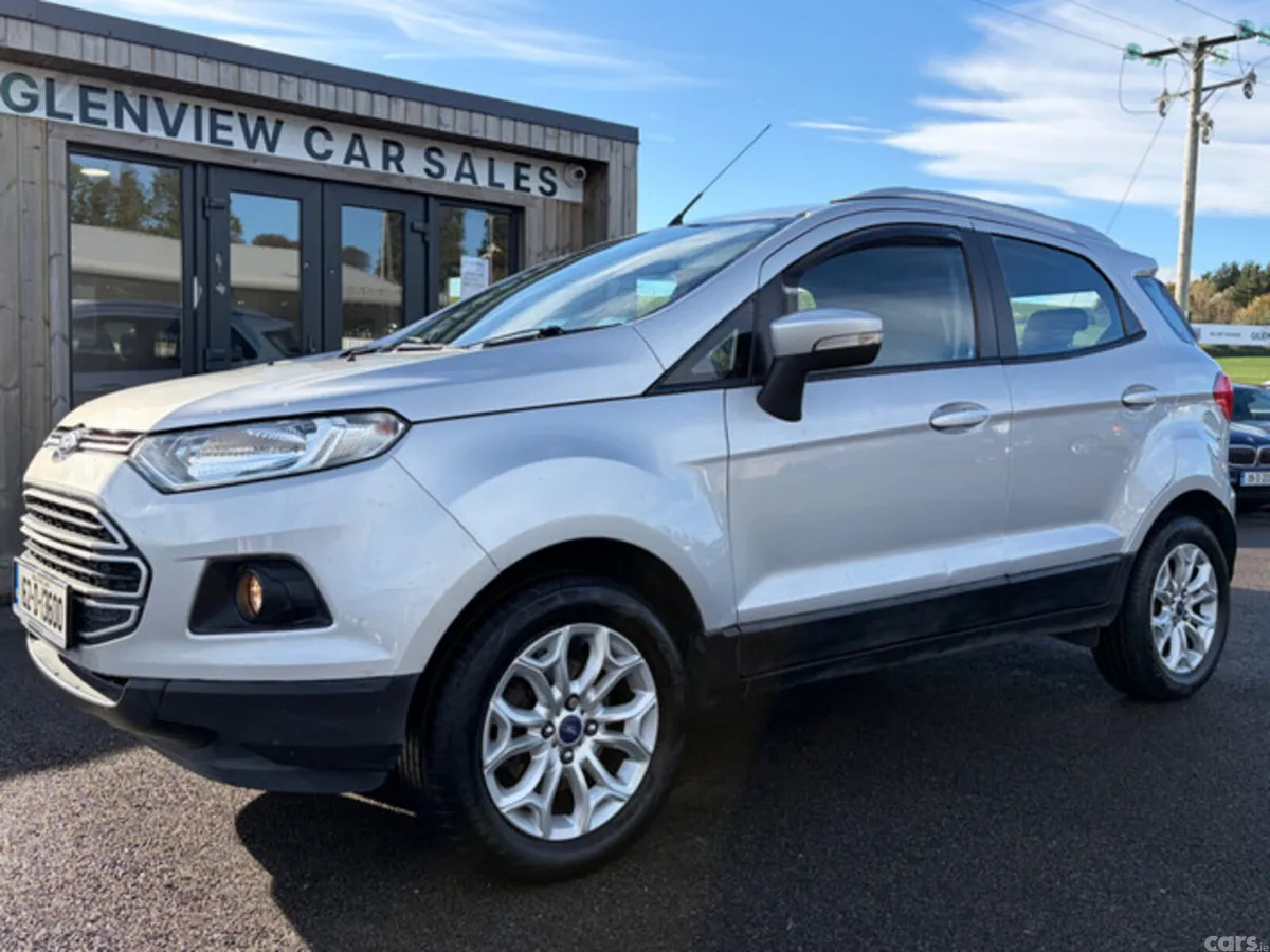 Ford EcoSport Hatchback, Petrol, 2016, Silver