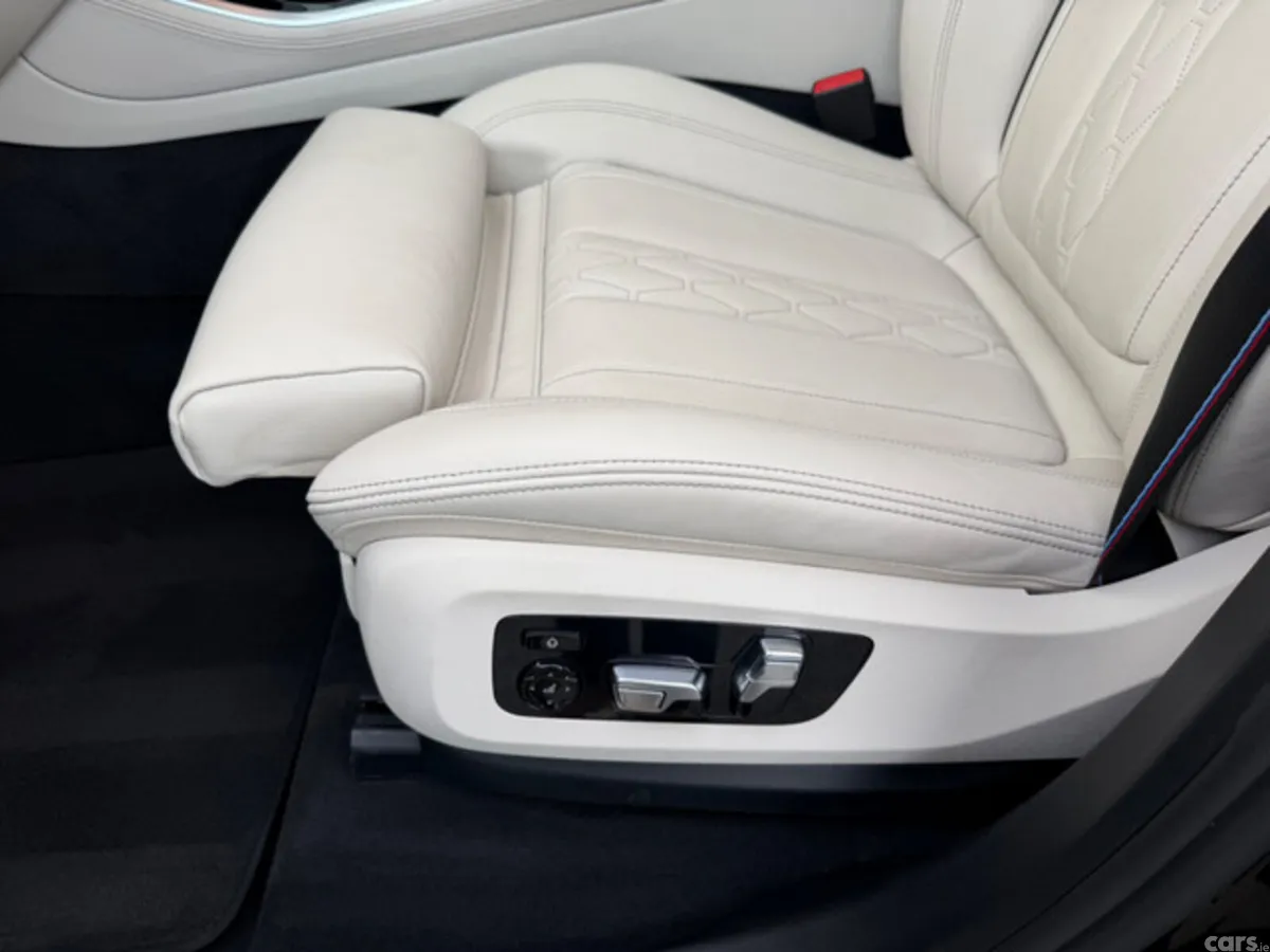 BMW X5 SUV, Petrol Plug-in Hybrid, 2023, Black