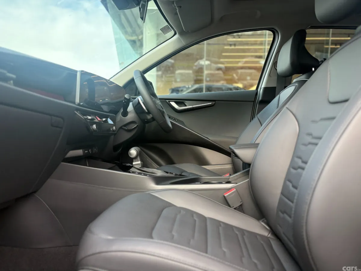 Kia Niro Hatchback, Petrol Plug-in Hybrid, 2027, Grey