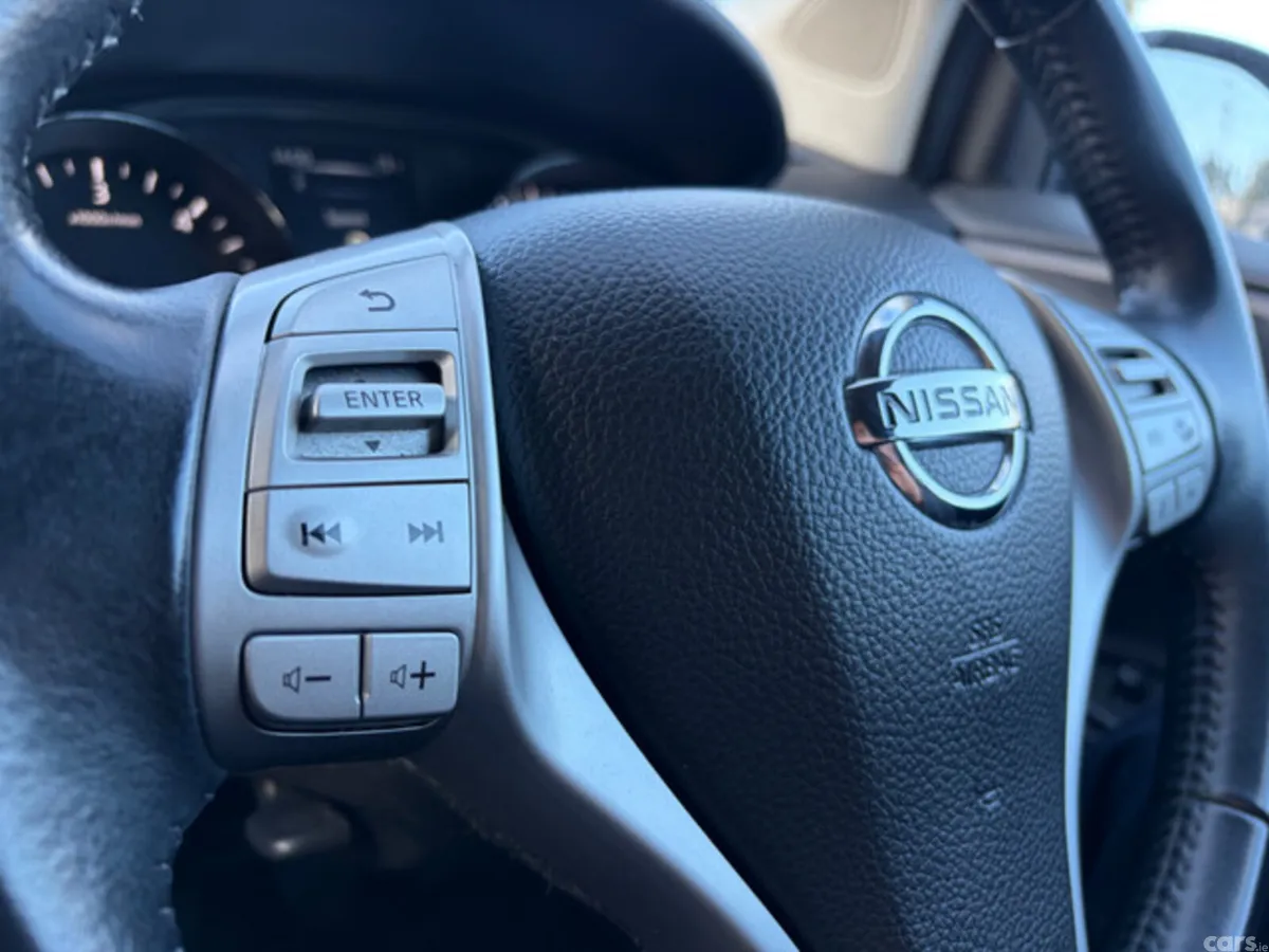 Nissan Pulsar Saloon, Diesel, 2017, Grey