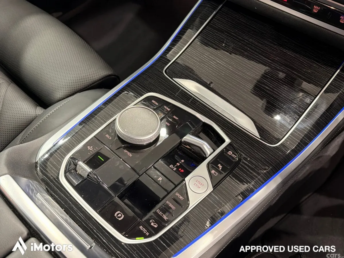 BMW X5 SUV, Petrol Hybrid, 2024, Black
