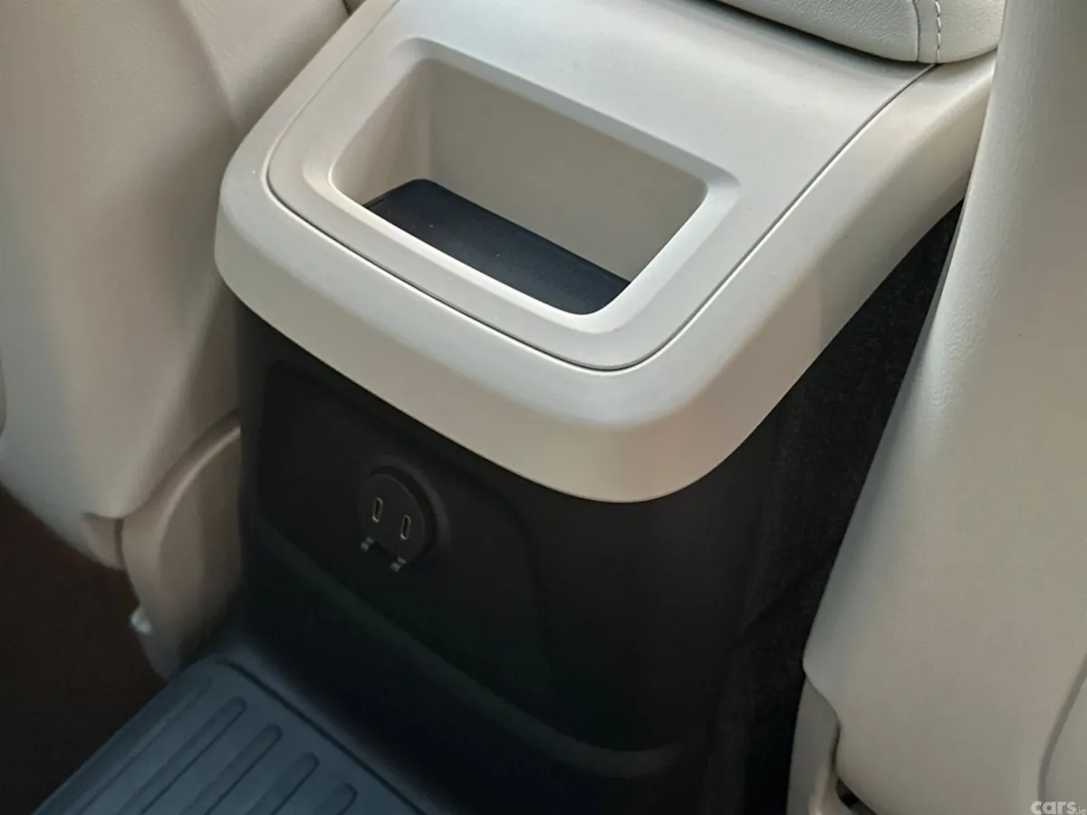Volvo XC60 SUV, Petrol Plug-in Hybrid, 2023, Blue