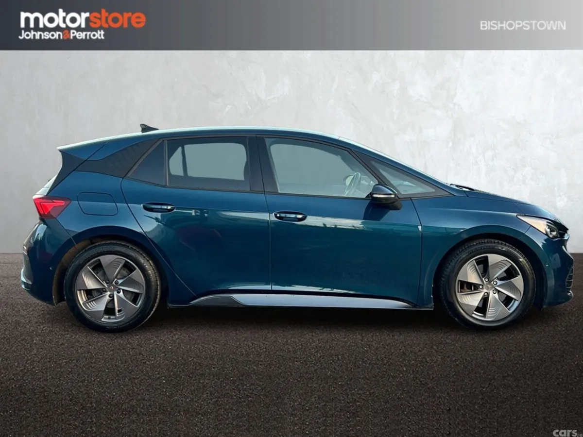 Cupra Born Estate, Electric, 2023, Blue