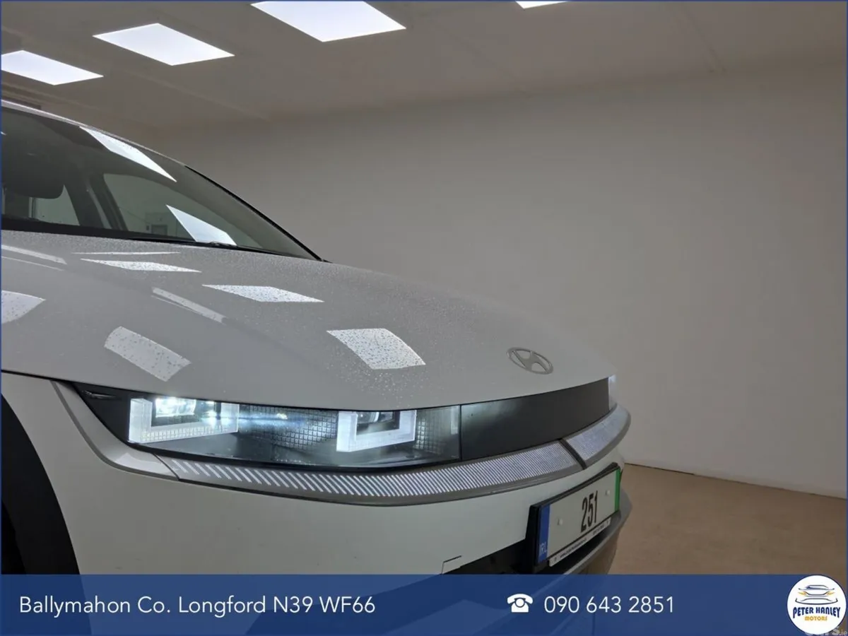 Hyundai IONIQ 5 Hatchback, Electric, 2025, White