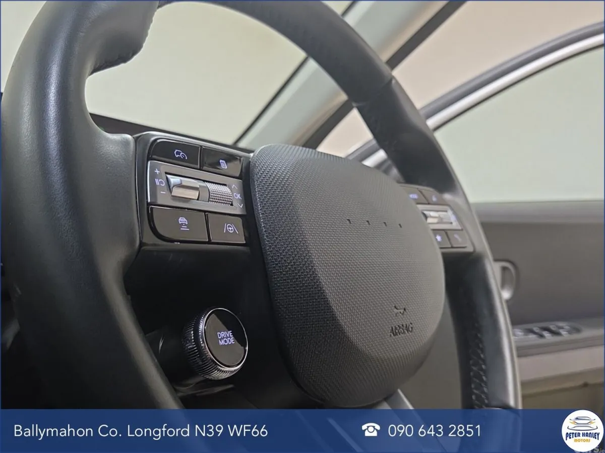 Hyundai IONIQ 5 Hatchback, Electric, 2025, White