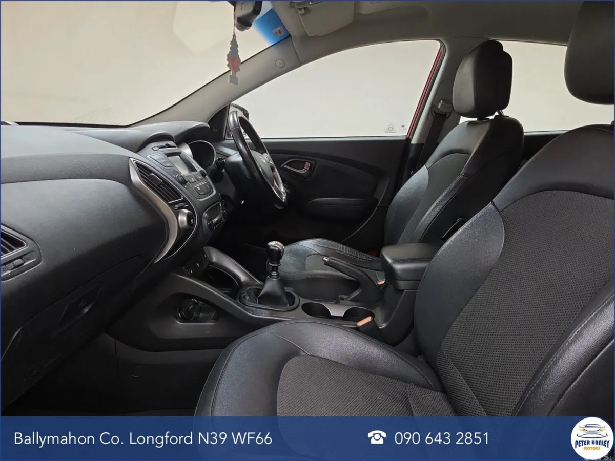 Hyundai ix35 SUV, Diesel, 2015, Red