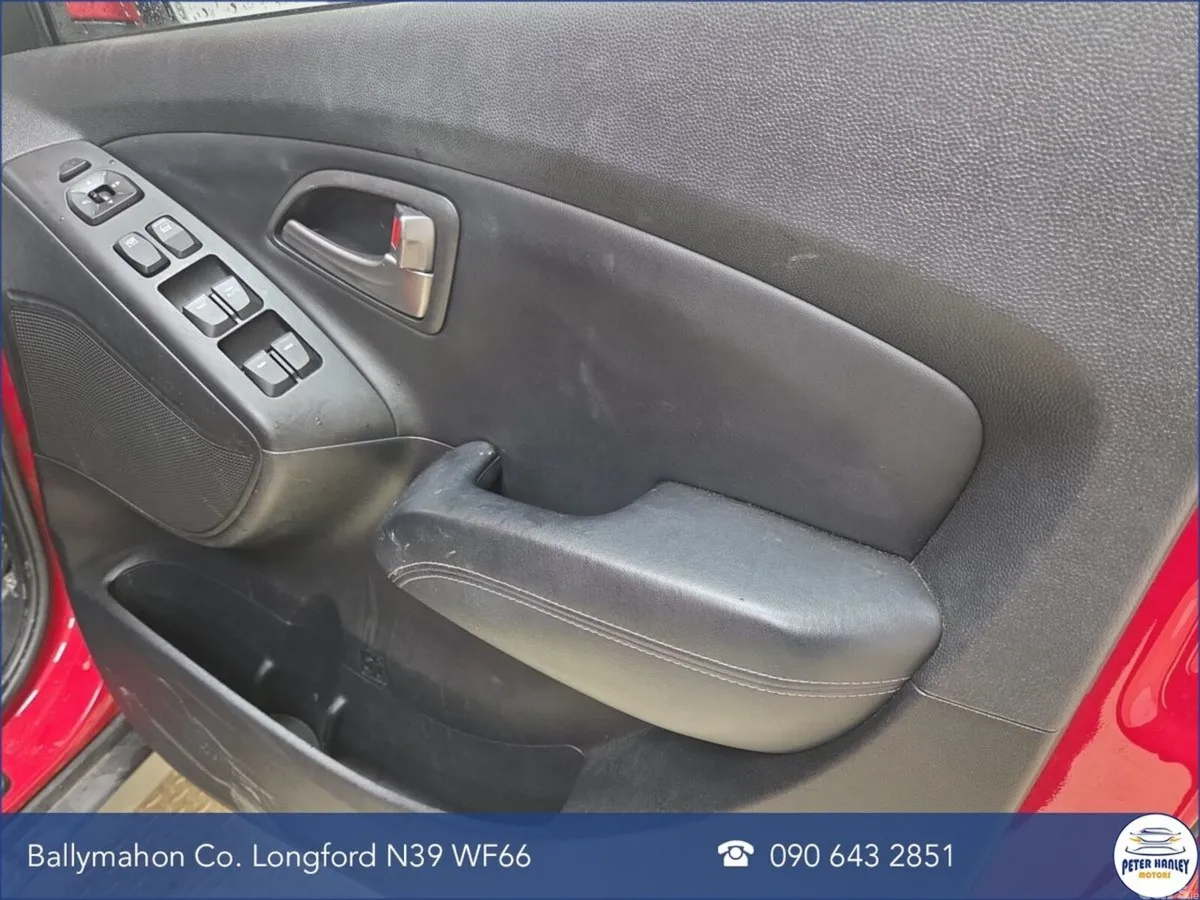 Hyundai ix35 SUV, Diesel, 2015, Red