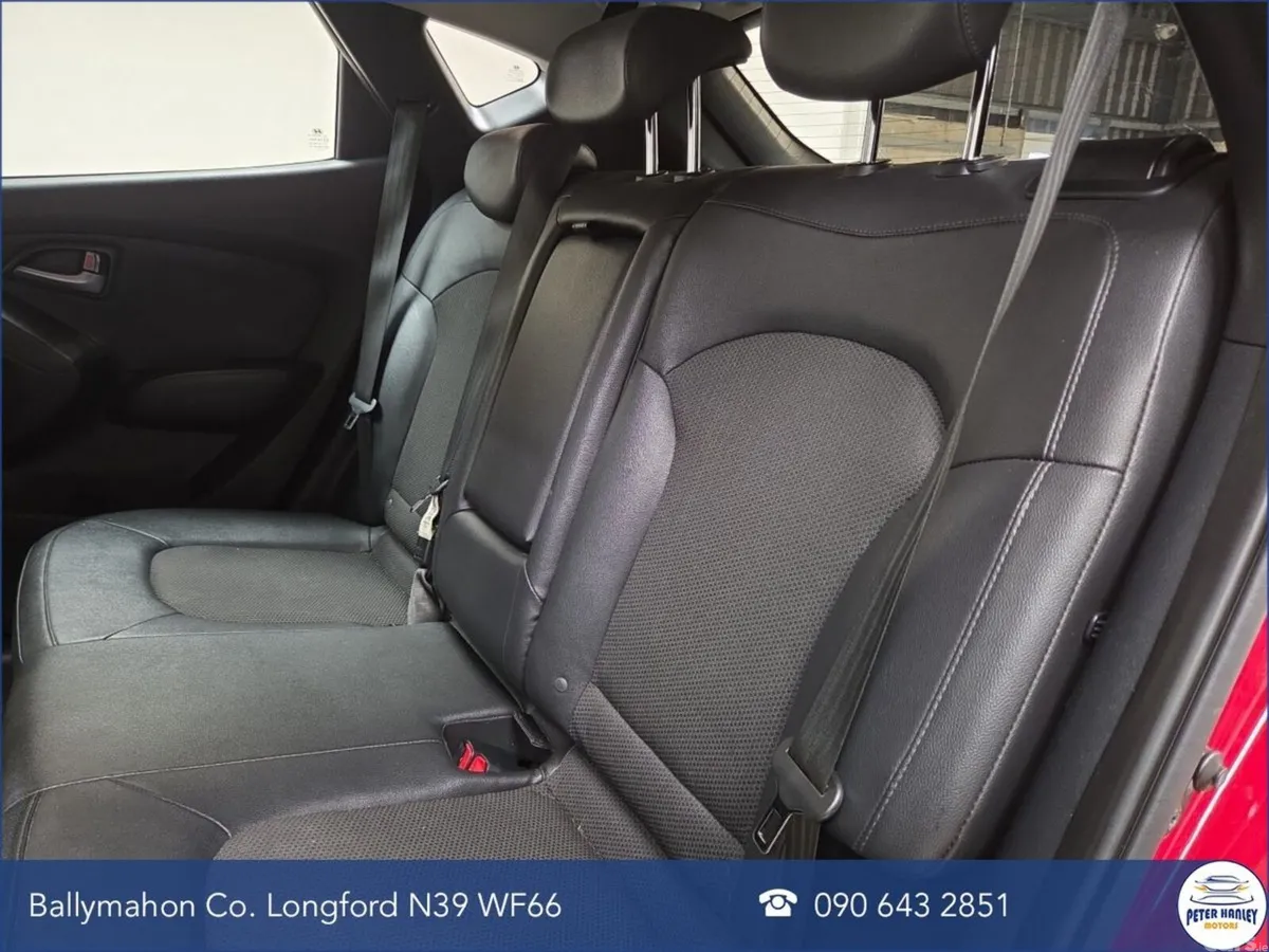Hyundai ix35 SUV, Diesel, 2015, Red