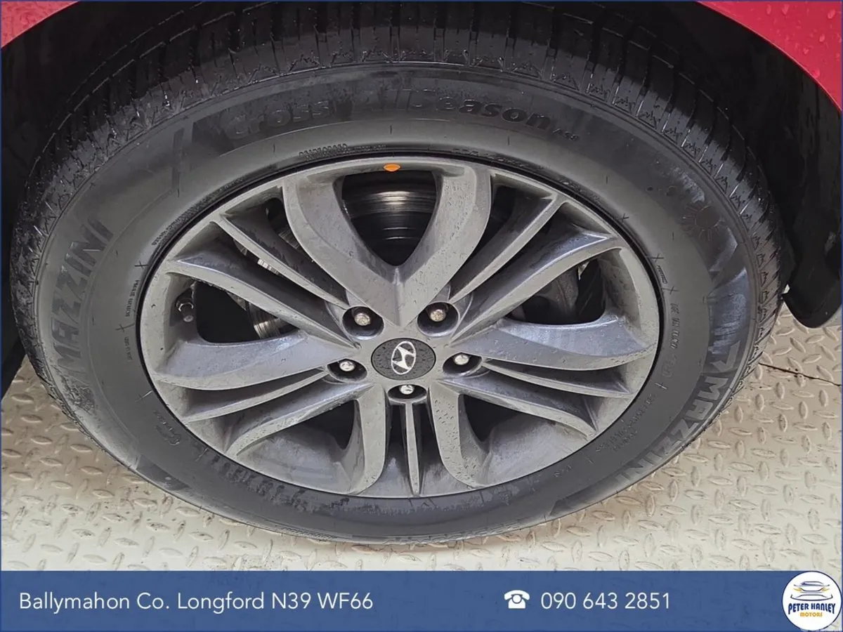 Hyundai ix35 SUV, Diesel, 2015, Red