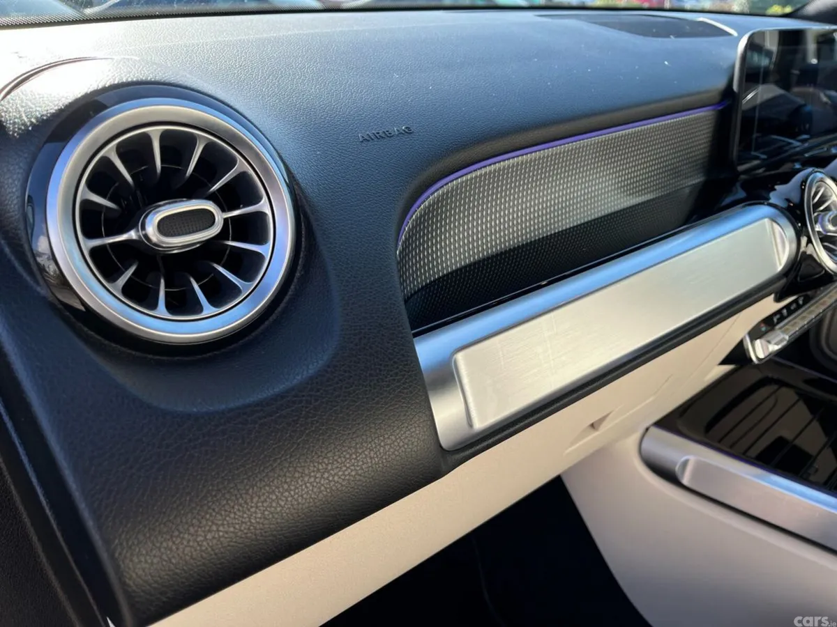 Mercedes-Benz GLB Estate, Diesel, 2021, Blue