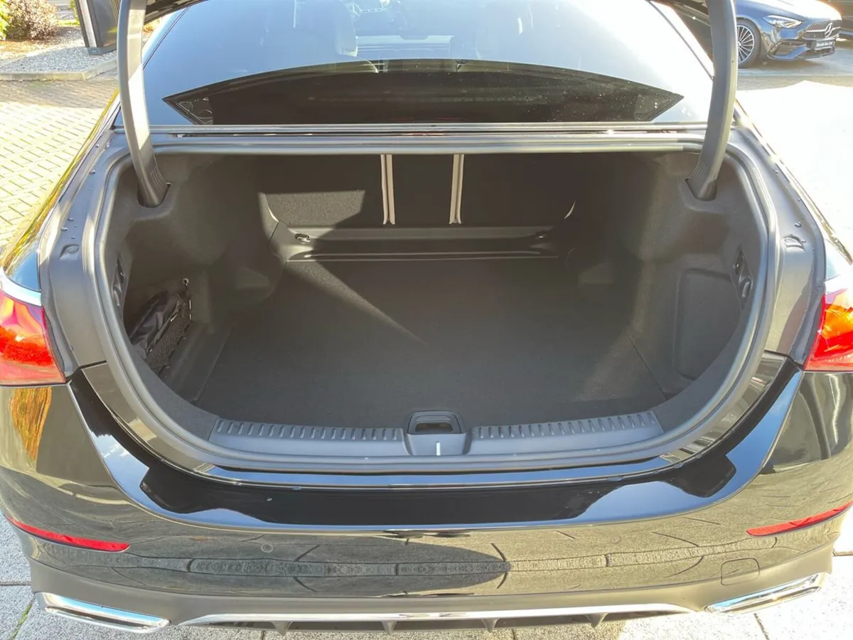 Mercedes-Benz E-Class Saloon, Diesel Hybrid, 2026, Black
