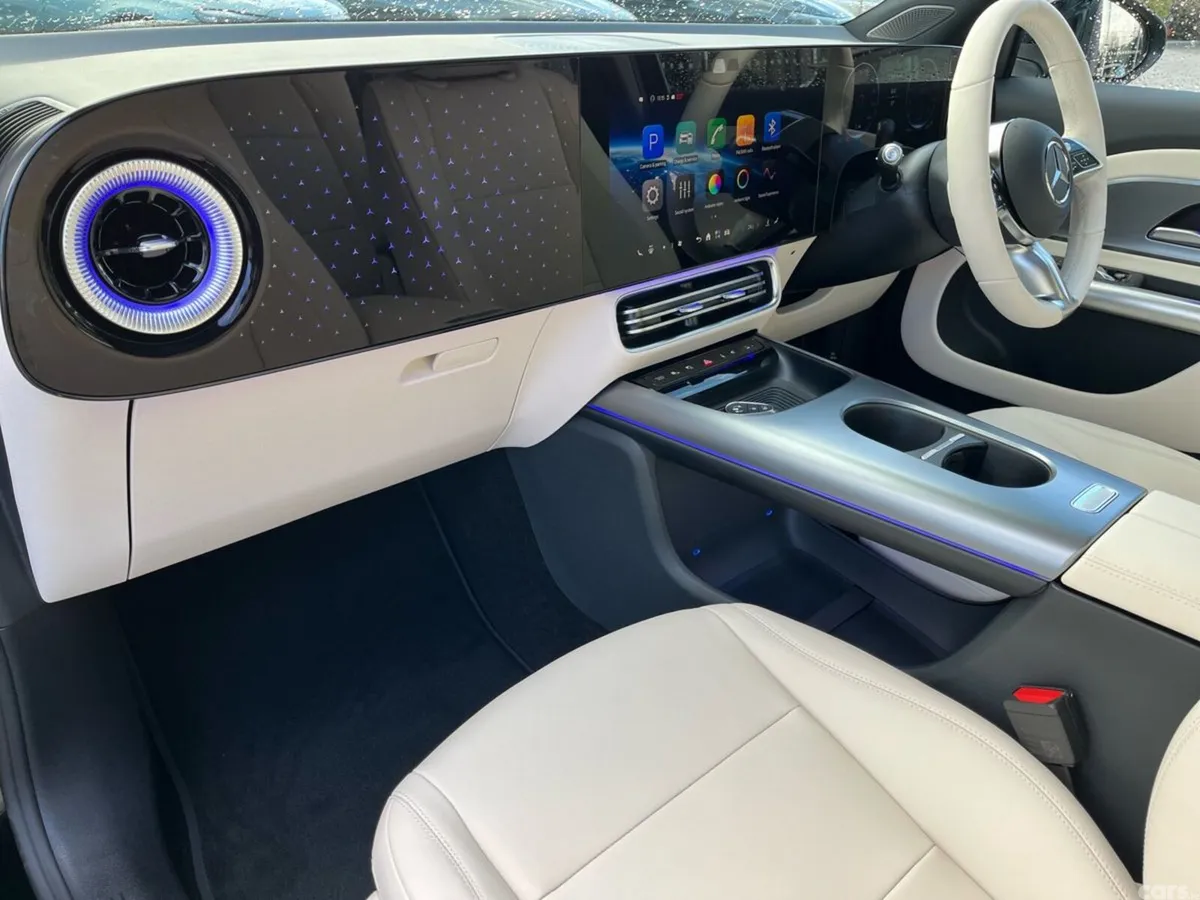 Mercedes-Benz GLB SUV, Electric, 2026, Black