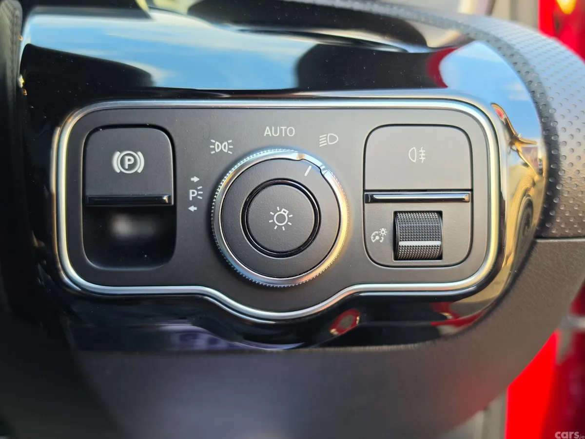 Mercedes-Benz A-Class Hatchback, Petrol, 2018, Red
