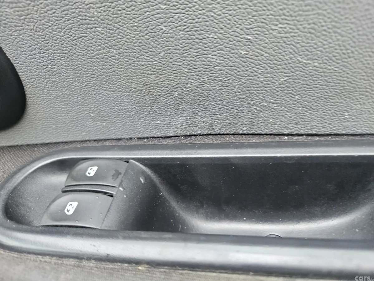 Renault Clio Hatchback, Petrol, 2006, Blue