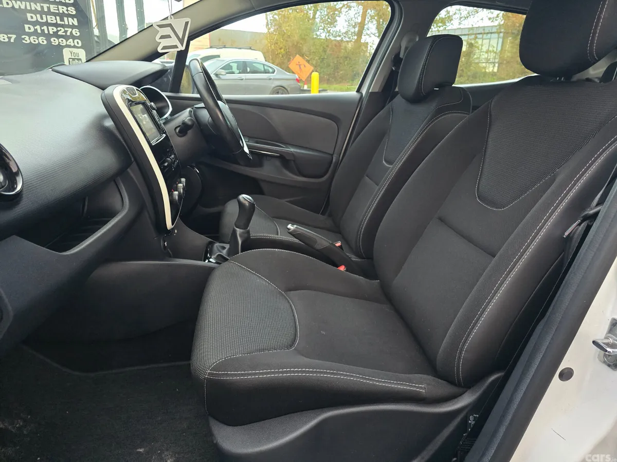 Renault Clio Hatchback, Petrol, 2016, White