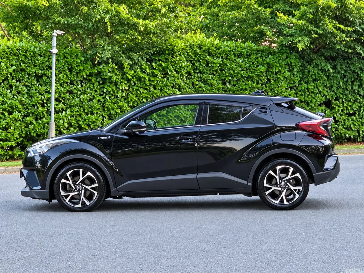 Toyota C-HR Hatchback, Petrol Hybrid, 2018, White