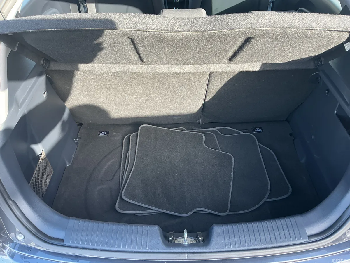 Kia Rio Hatchback, Diesel, 2017, Grey