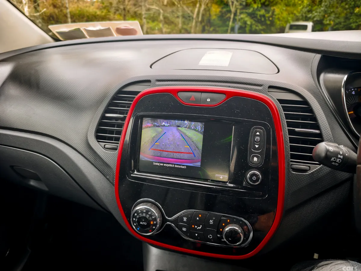 Renault Captur Hatchback, Diesel, 2015, Red