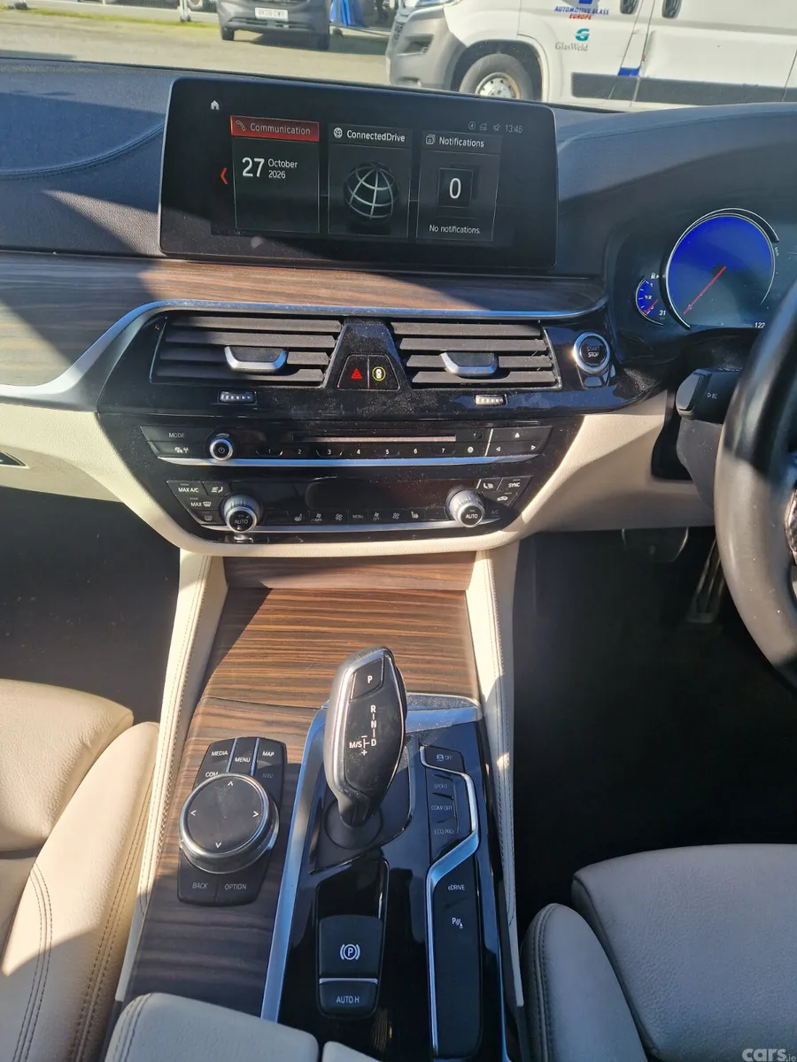 BMW 5-Series Saloon, Petrol Plug-in Hybrid, 2018, Grey