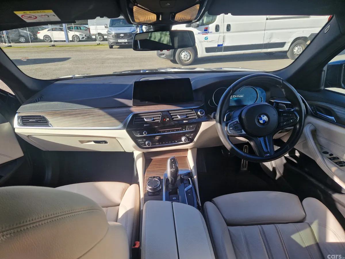 BMW 5-Series Saloon, Petrol Plug-in Hybrid, 2018, Grey