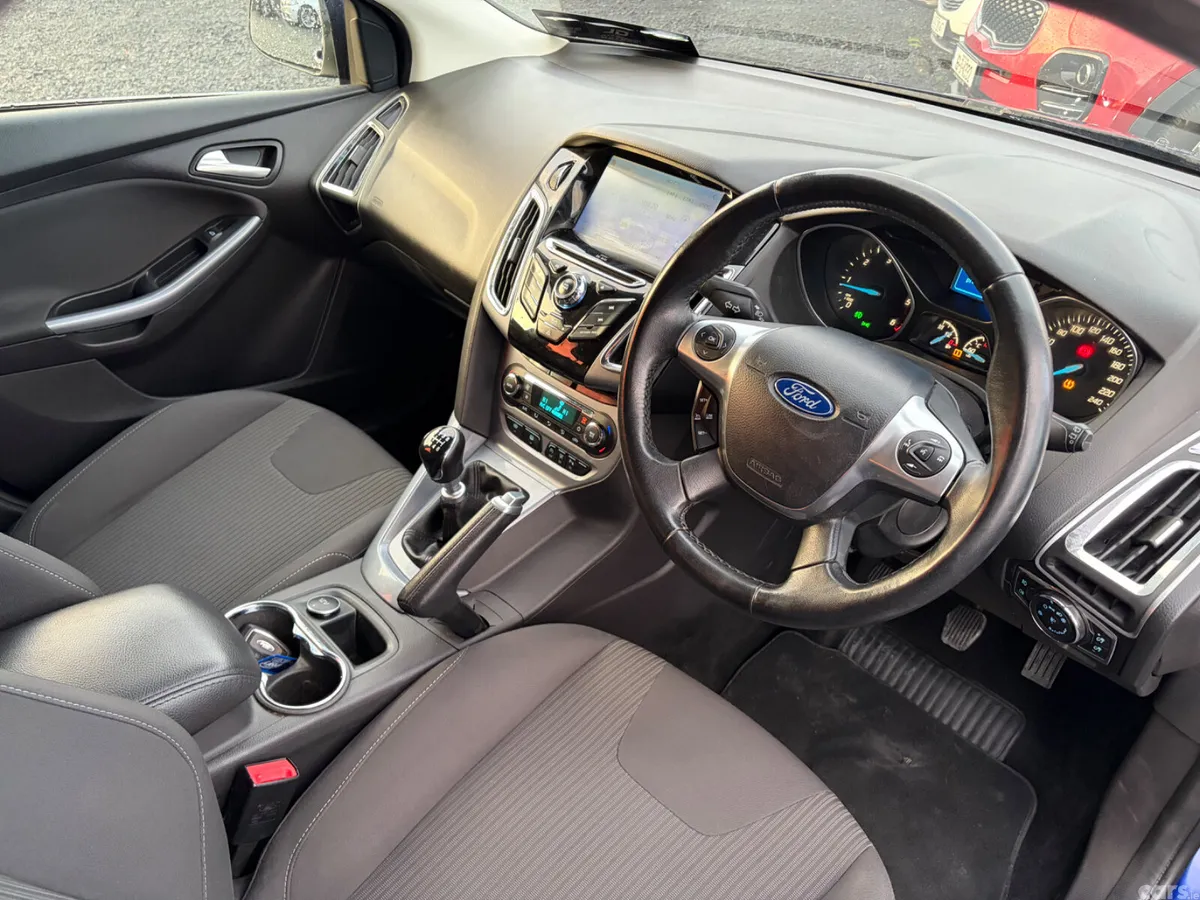 Ford Focus Hatchback, Diesel, 2014, Blue