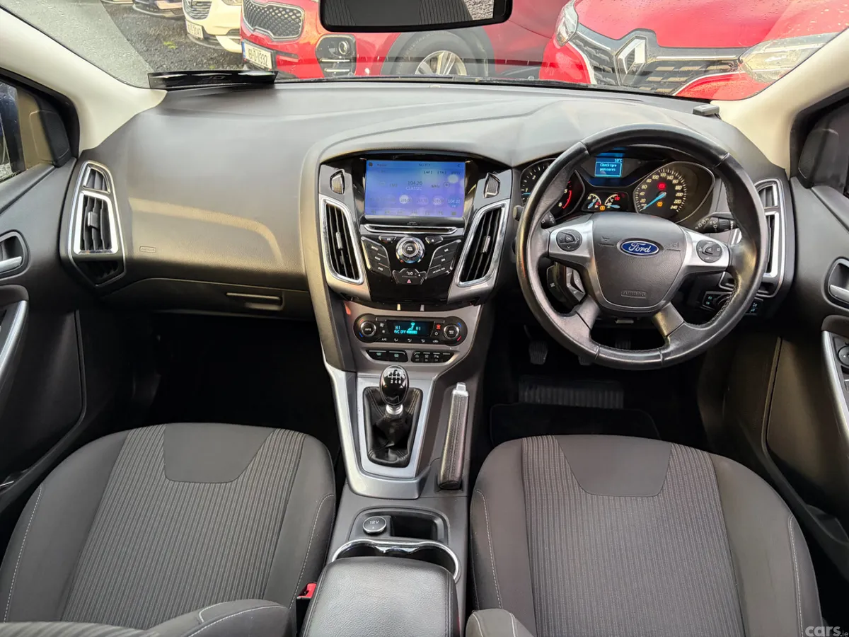 Ford Focus Hatchback, Diesel, 2014, Blue