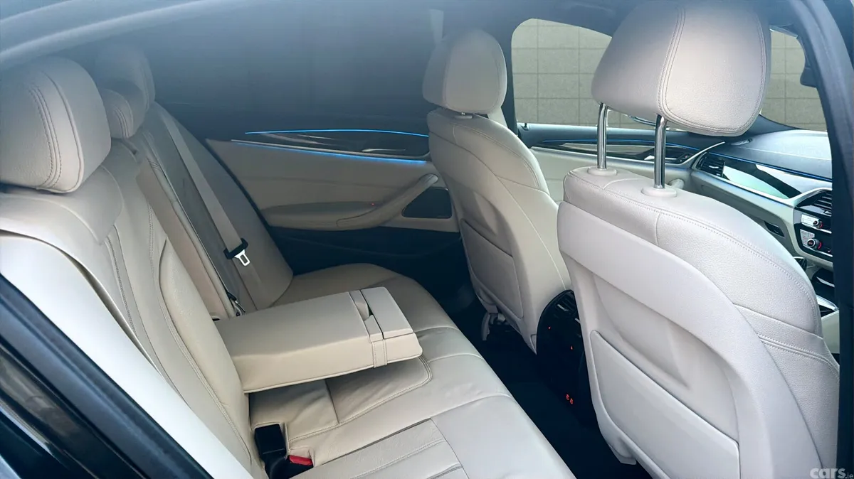 BMW 5-Series Saloon, Petrol Plug-in Hybrid, 2022, Black