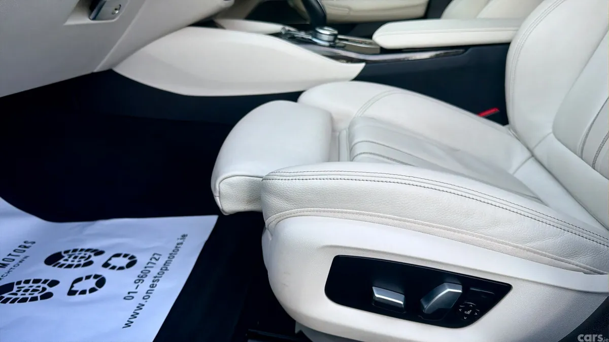BMW 5-Series Saloon, Petrol Plug-in Hybrid, 2022, Black