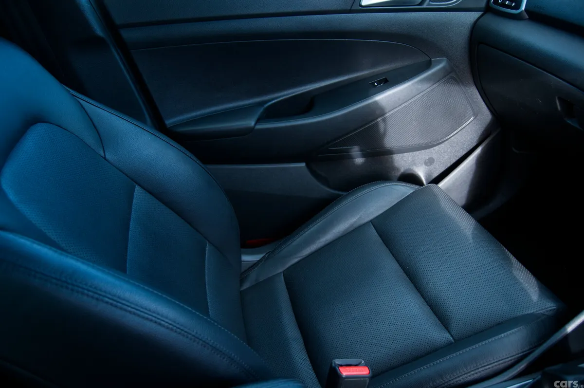Hyundai Tucson SUV, Diesel, 2016, Blue