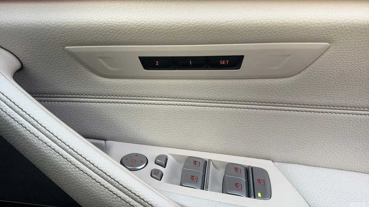 BMW 5-Series Saloon, Petrol Plug-in Hybrid, 2022, Black