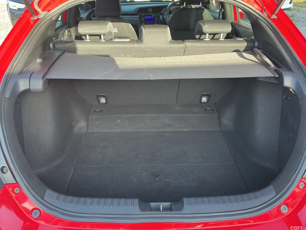 Honda Civic Hatchback, Petrol, 2018, Red