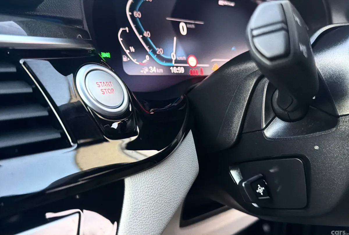 BMW 5-Series Saloon, Petrol Plug-in Hybrid, 2022, Black