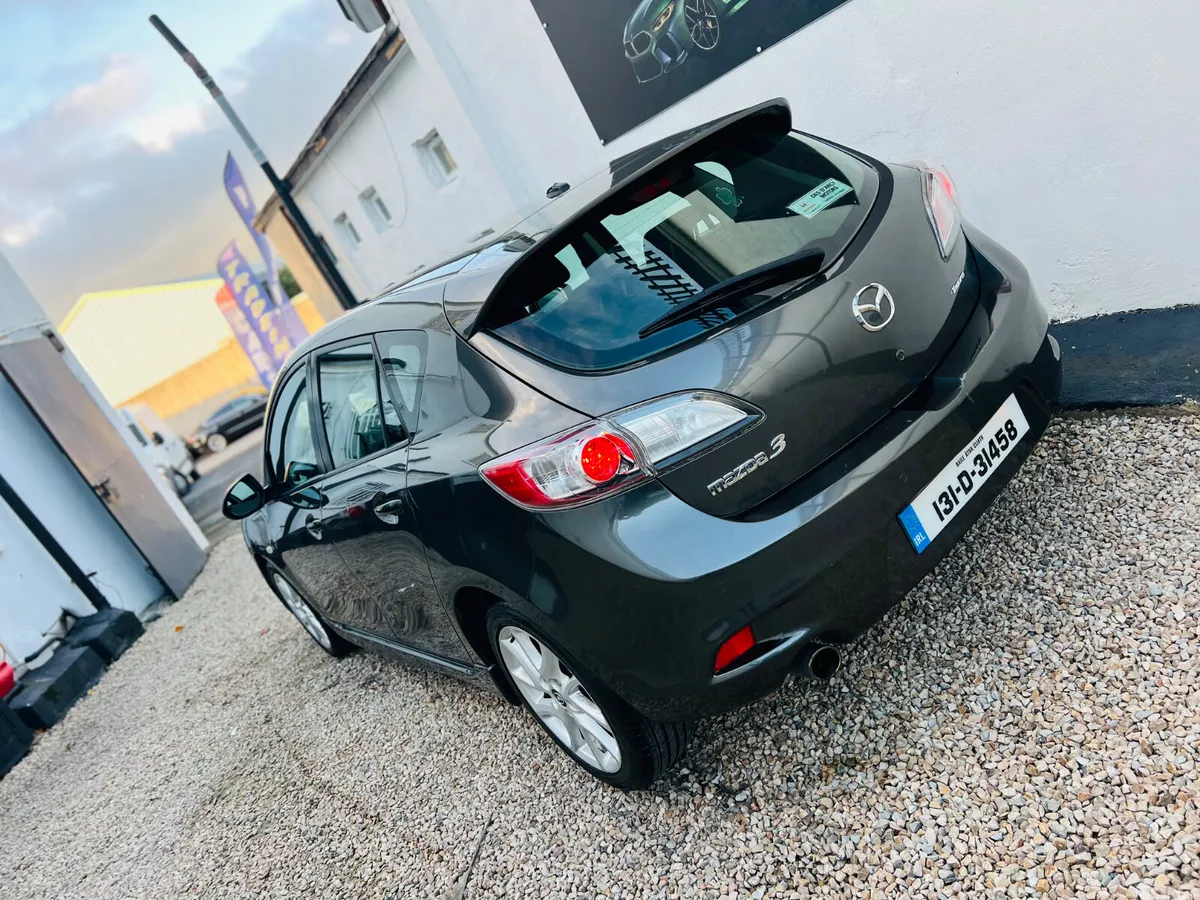 Mazda Mazda3 Hatchback, Petrol, 2013, Grey