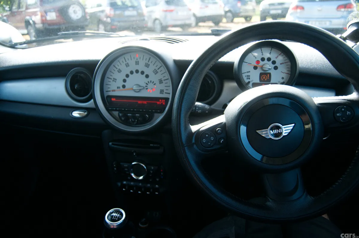 Mini One Hatchback, Diesel, 2013, White