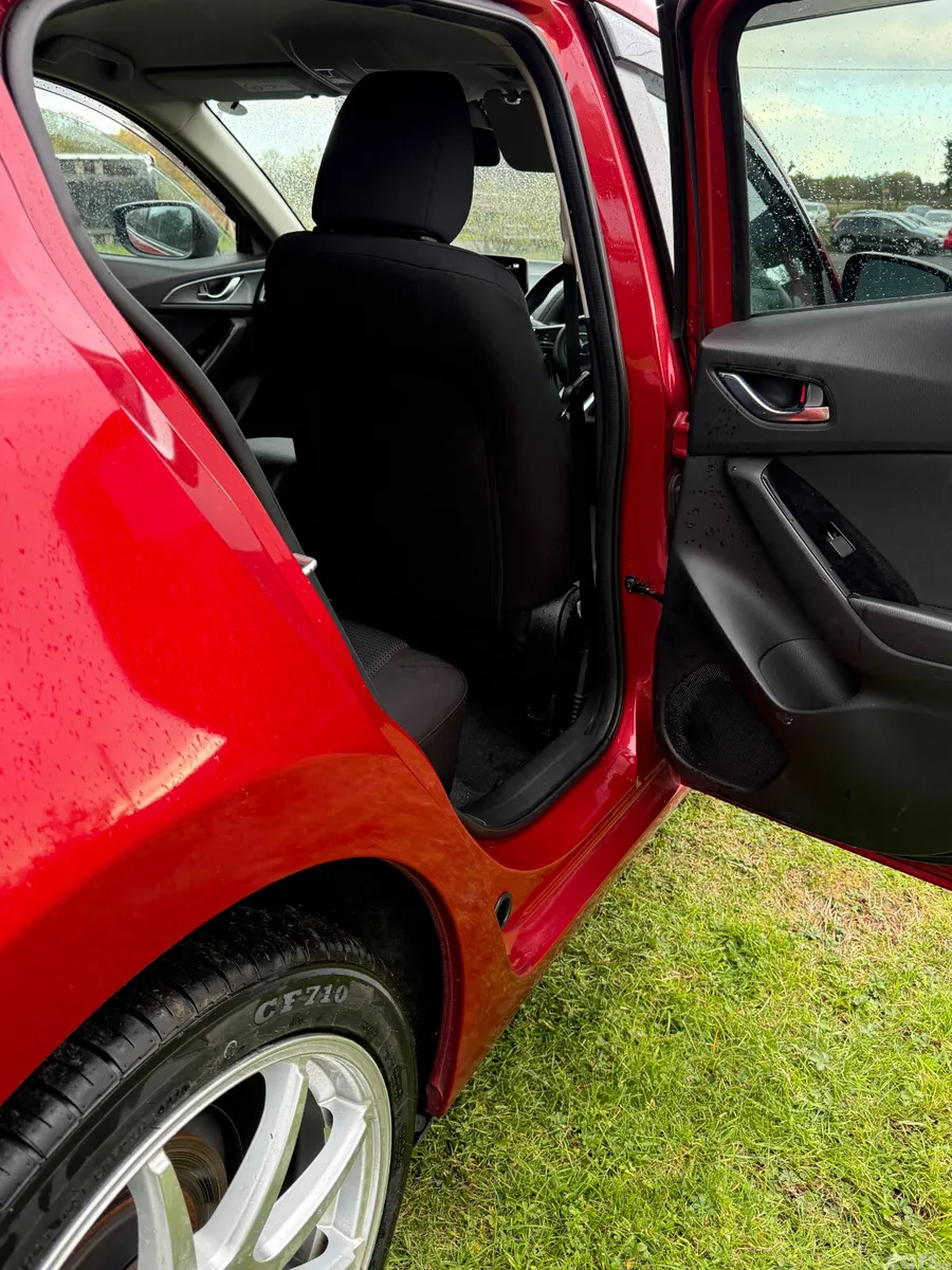 Mazda Axela Hatchback, Diesel, 2017, Red