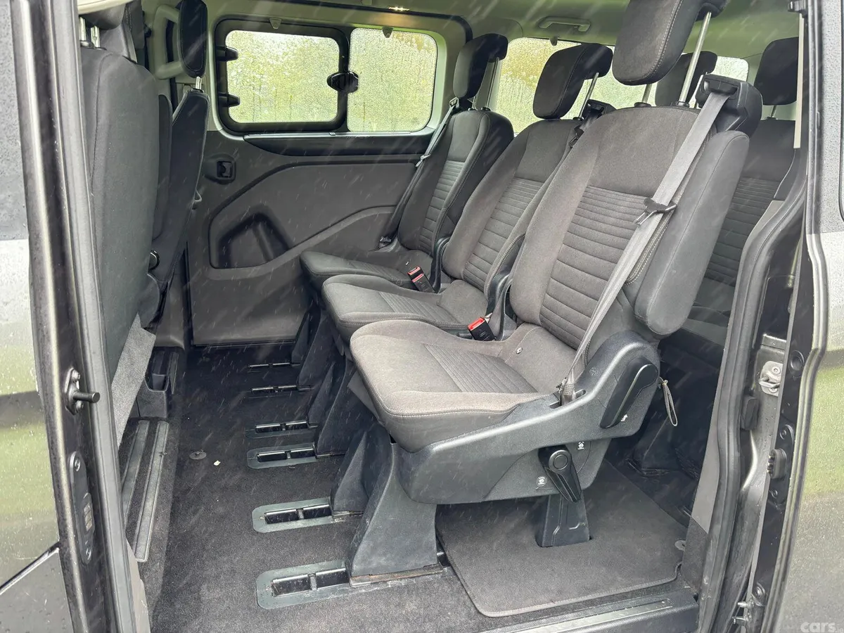 Ford Tourneo MPV, Diesel, 2021, Grey