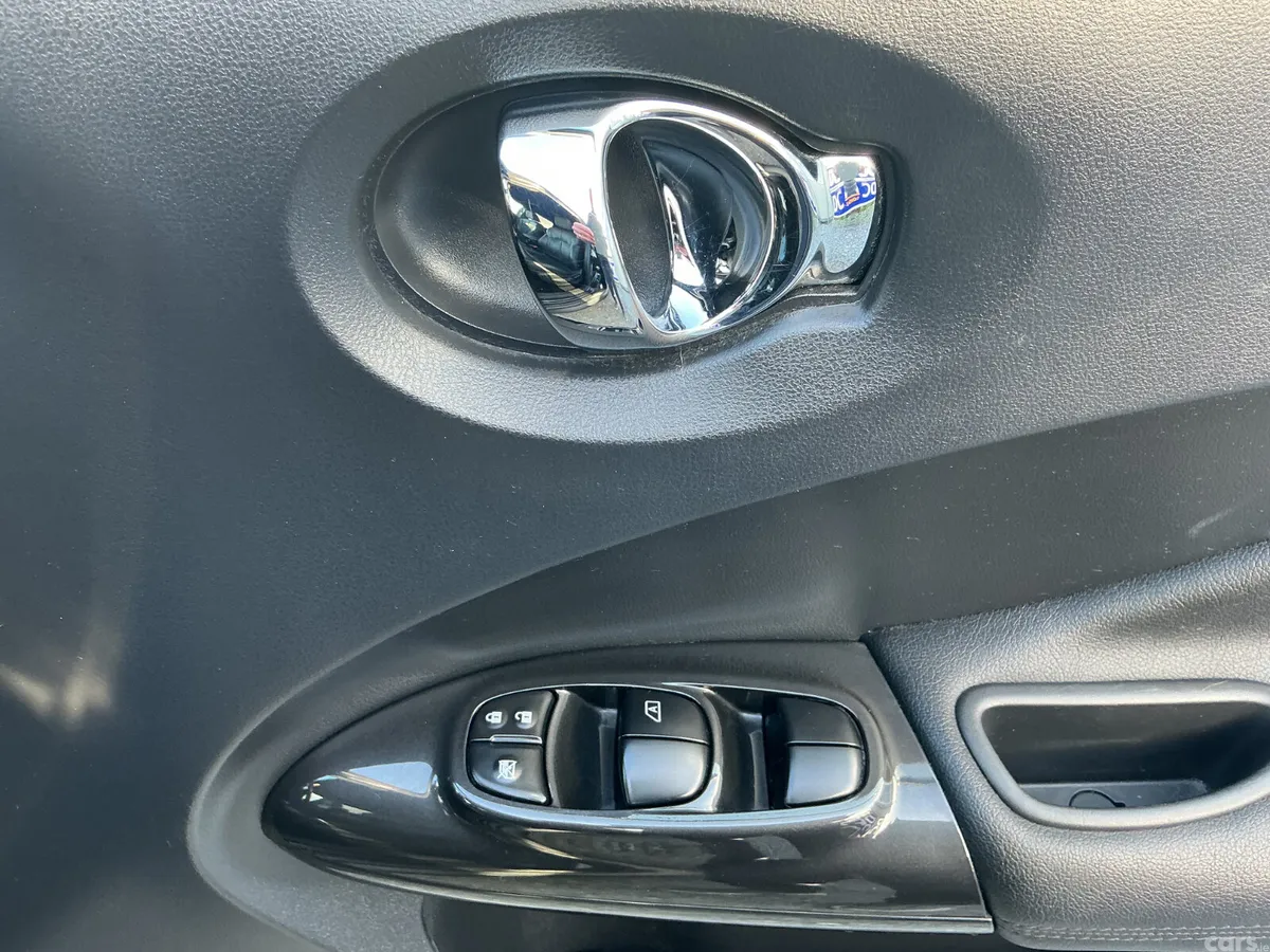 Nissan Juke SUV, Diesel, 2018, Black