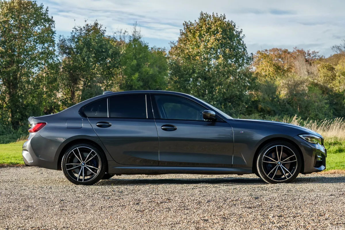 BMW 3-Series Saloon, Petrol Plug-in Hybrid, 2020, Grey