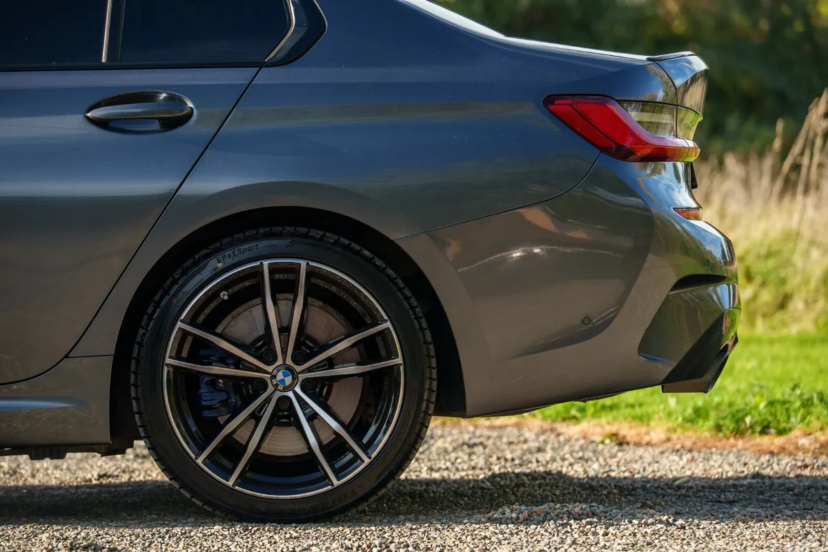 BMW 3-Series Saloon, Petrol Plug-in Hybrid, 2020, Grey