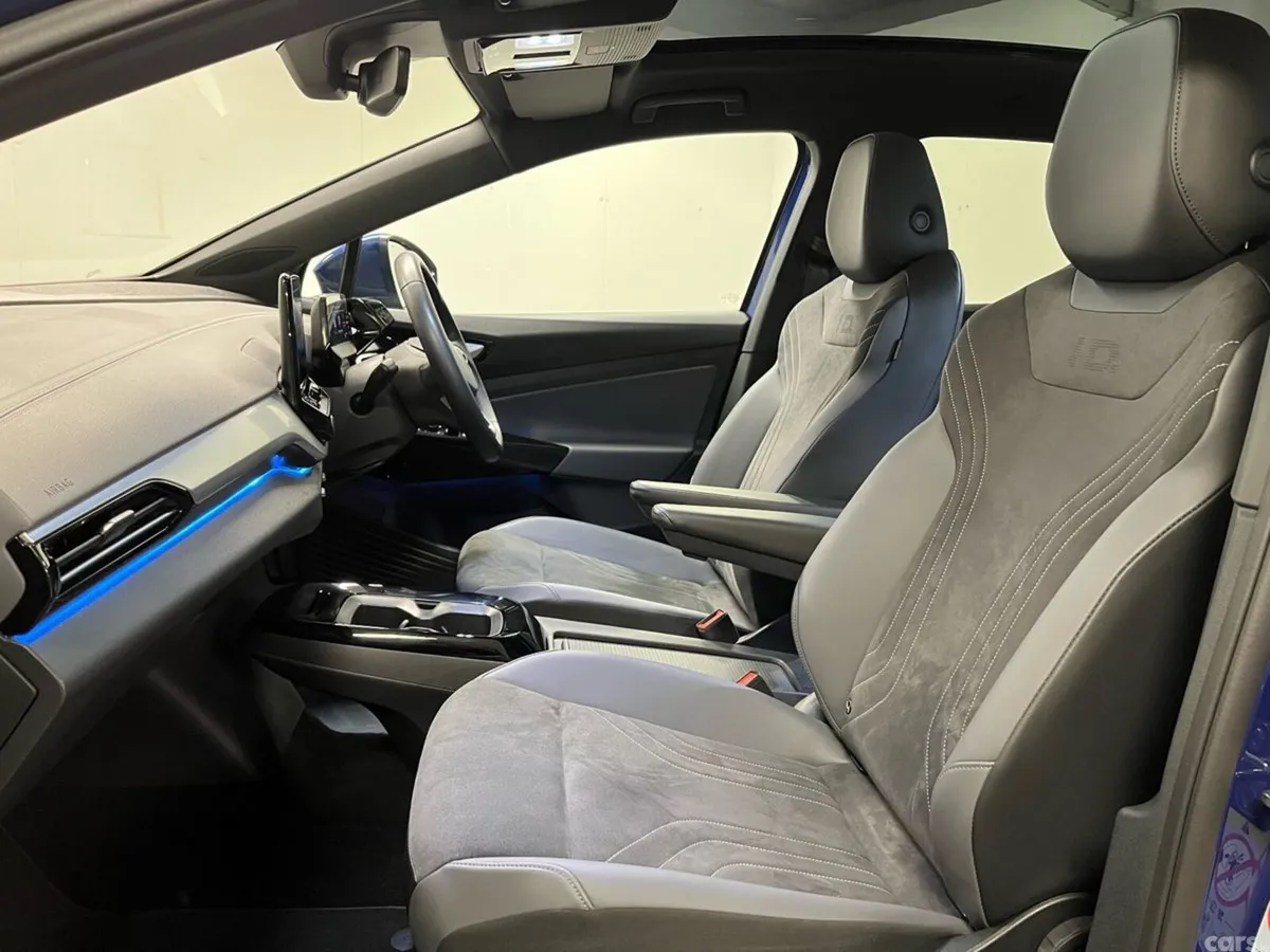 Volkswagen ID.4 SUV, Electric, 2023, Blue