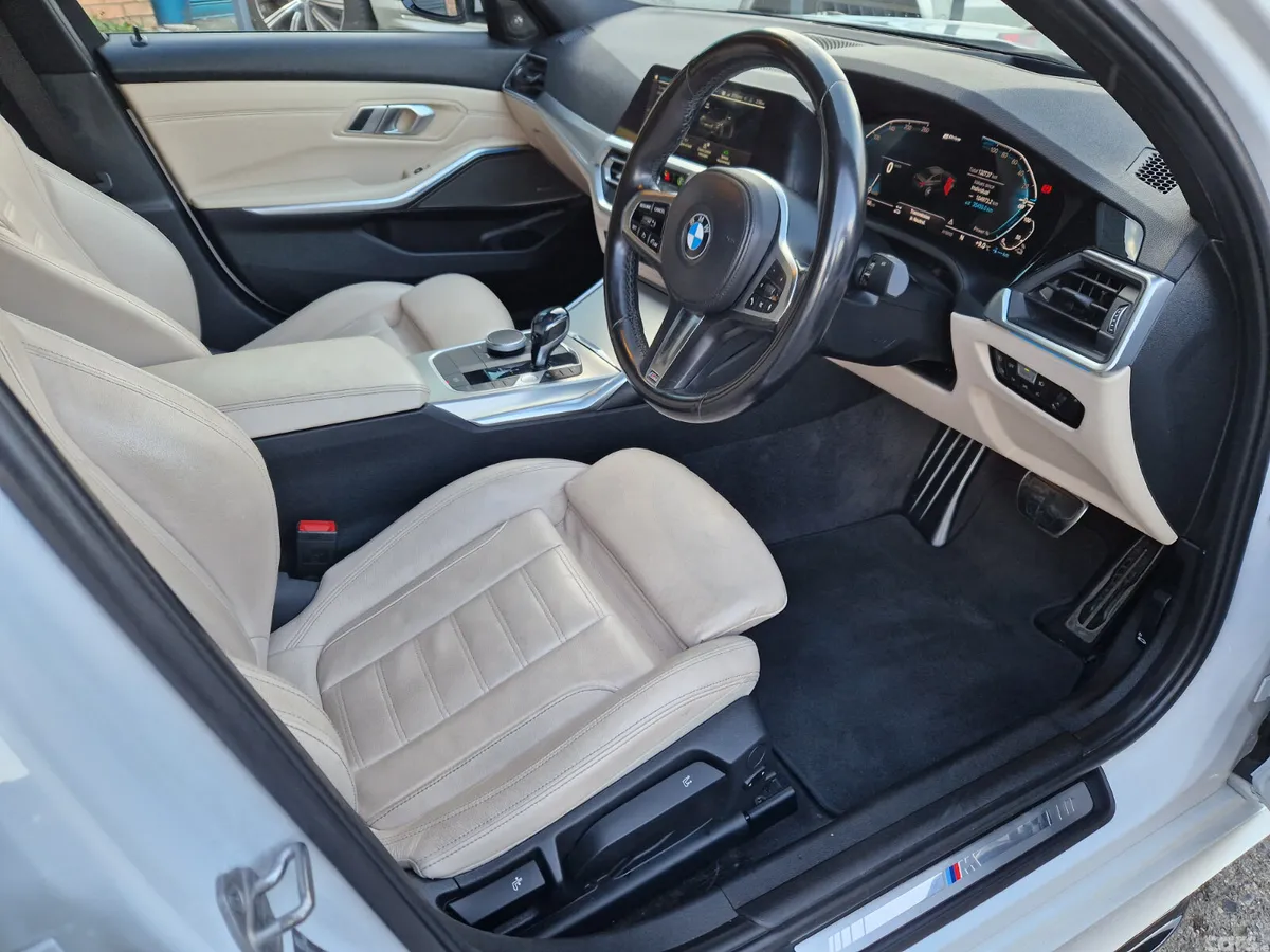 BMW 3-Series Saloon, Petrol Hybrid, 2021, White