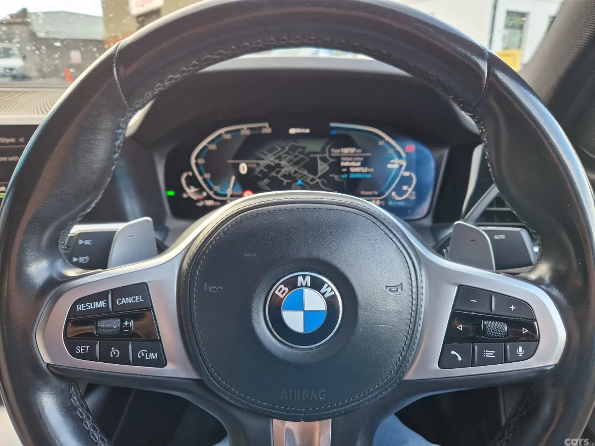 BMW 3-Series Saloon, Petrol Hybrid, 2021, White