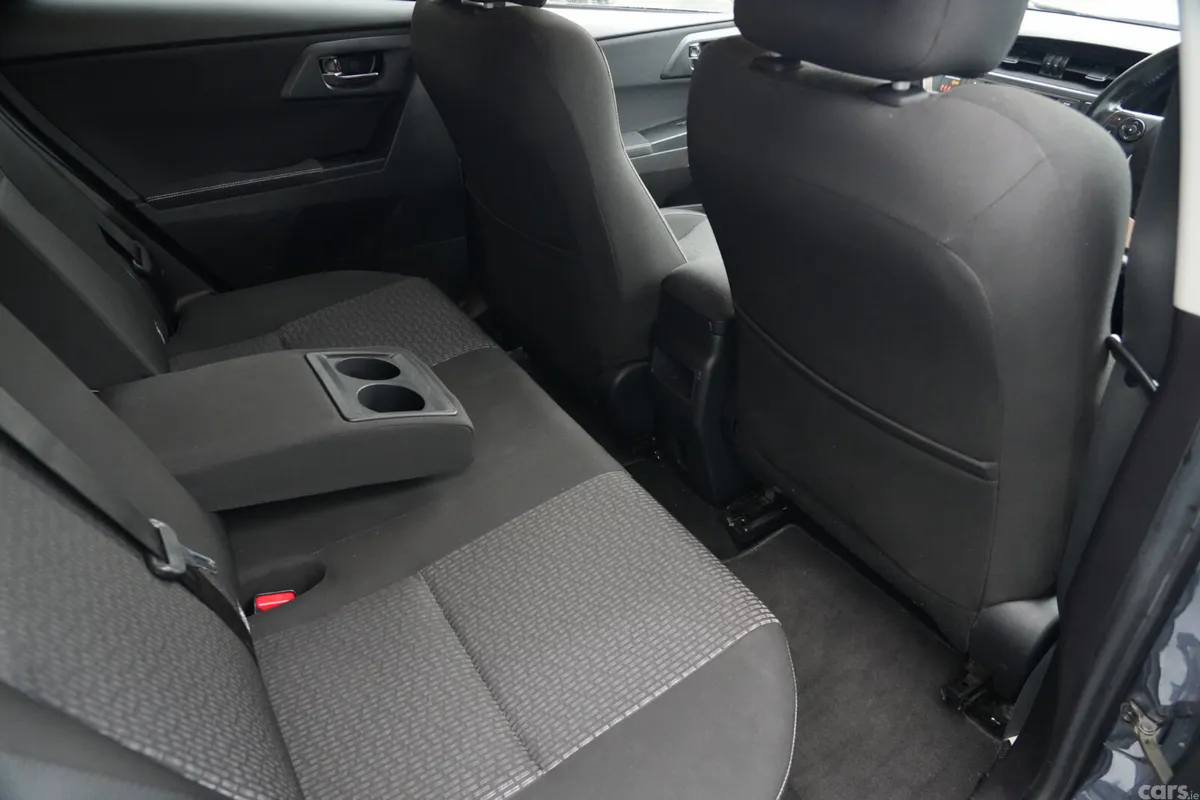 Toyota Auris MPV, Petrol, 2014, Blue