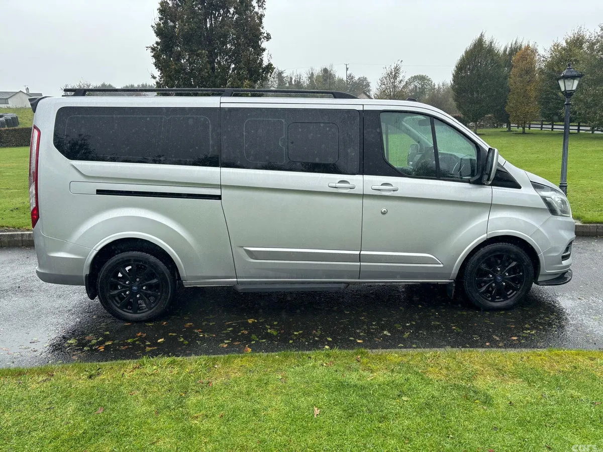 Ford Tourneo MPV, Diesel, 2022, Silver