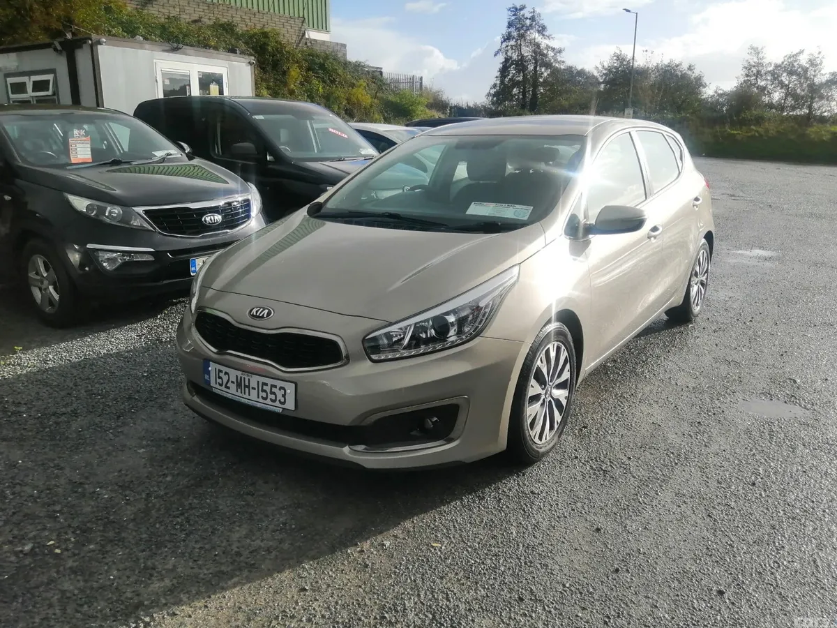 Kia Ceed Hatchback, Diesel, 2015, Silver