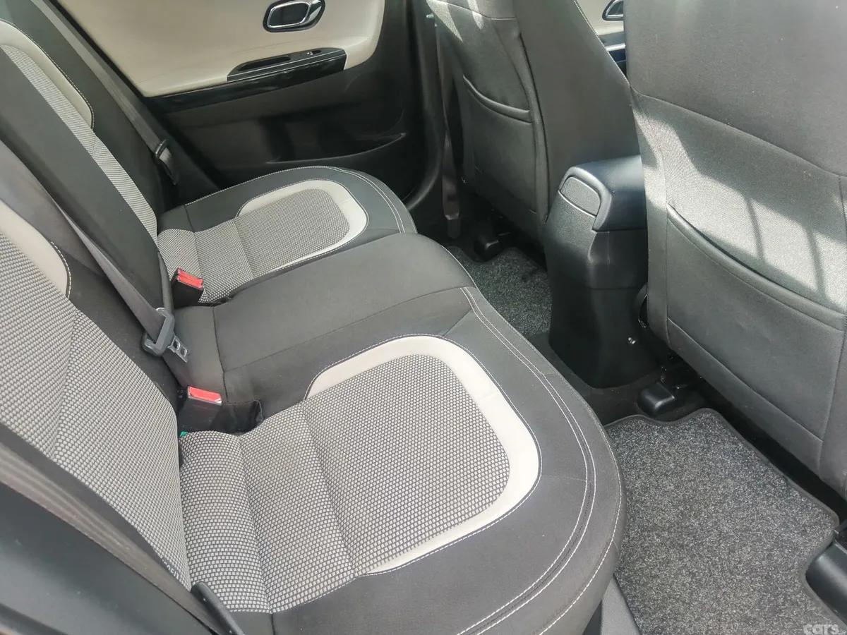 Kia Ceed Hatchback, Diesel, 2015, Silver