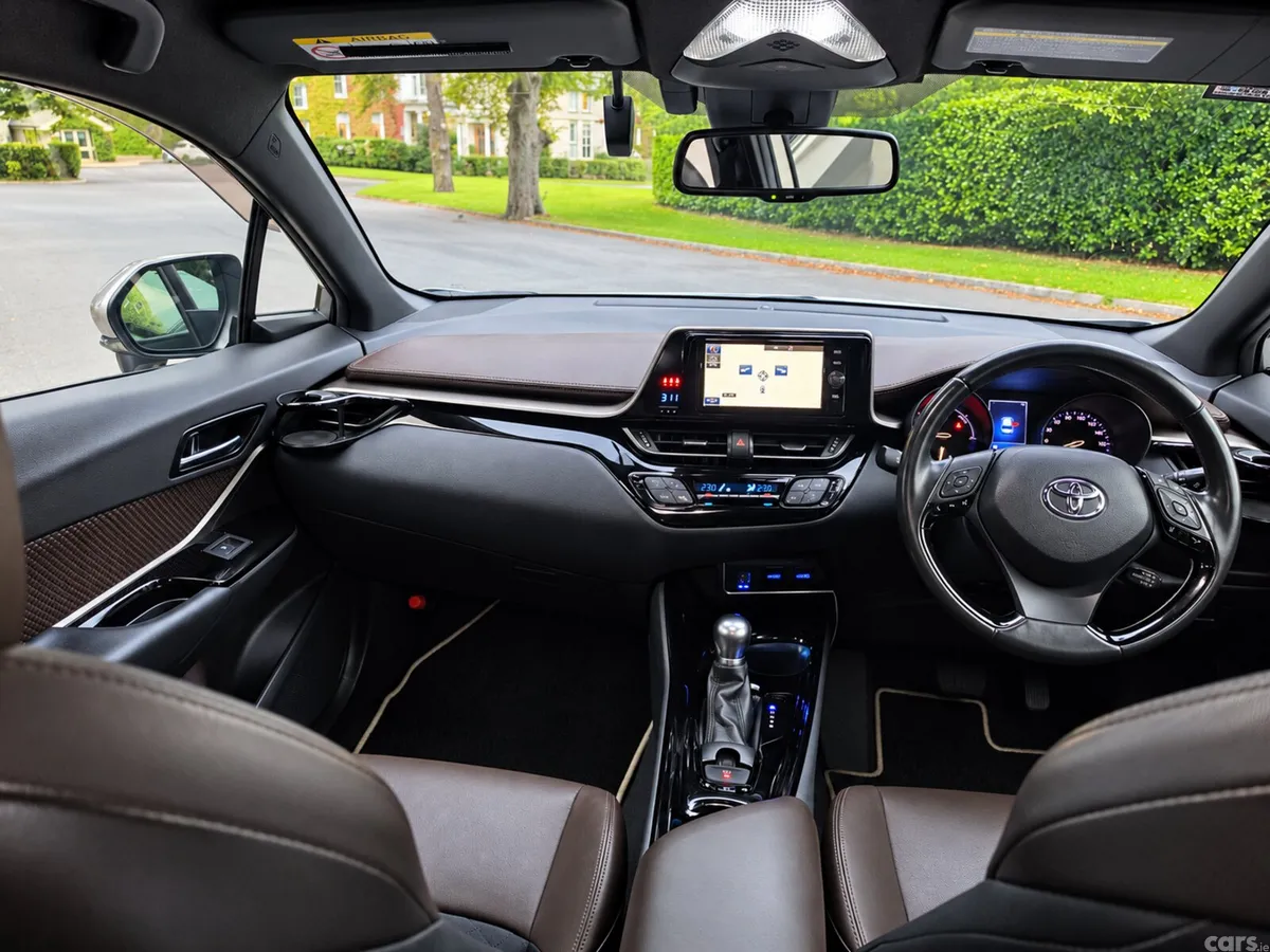 Toyota C-HR Hatchback, Petrol Hybrid, 2018, White
